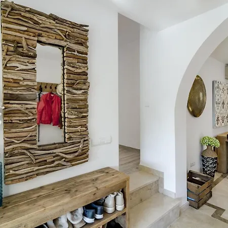 Marvelous Mansion With Pool In M26 *
